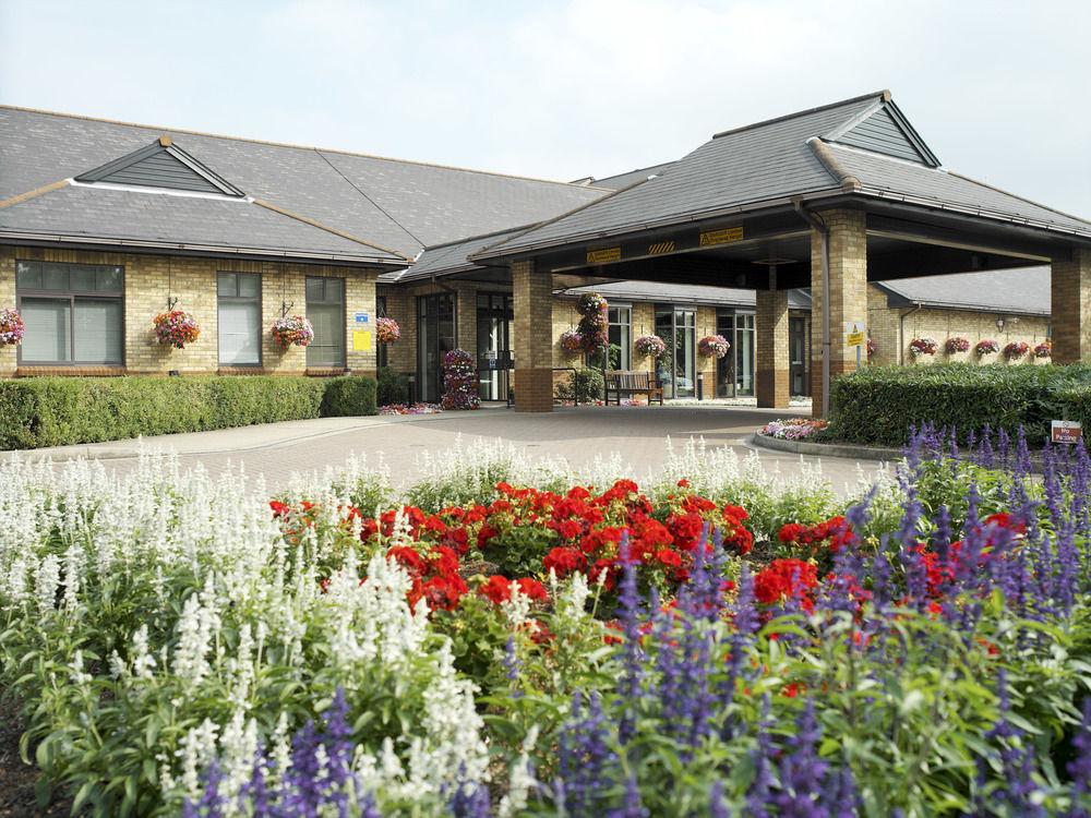 Delta Hotels By Marriott Cheshunt Broxbourne Ngoại thất bức ảnh