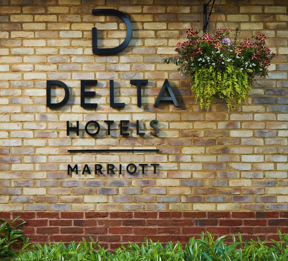 Delta Hotels By Marriott Cheshunt Broxbourne Ngoại thất bức ảnh