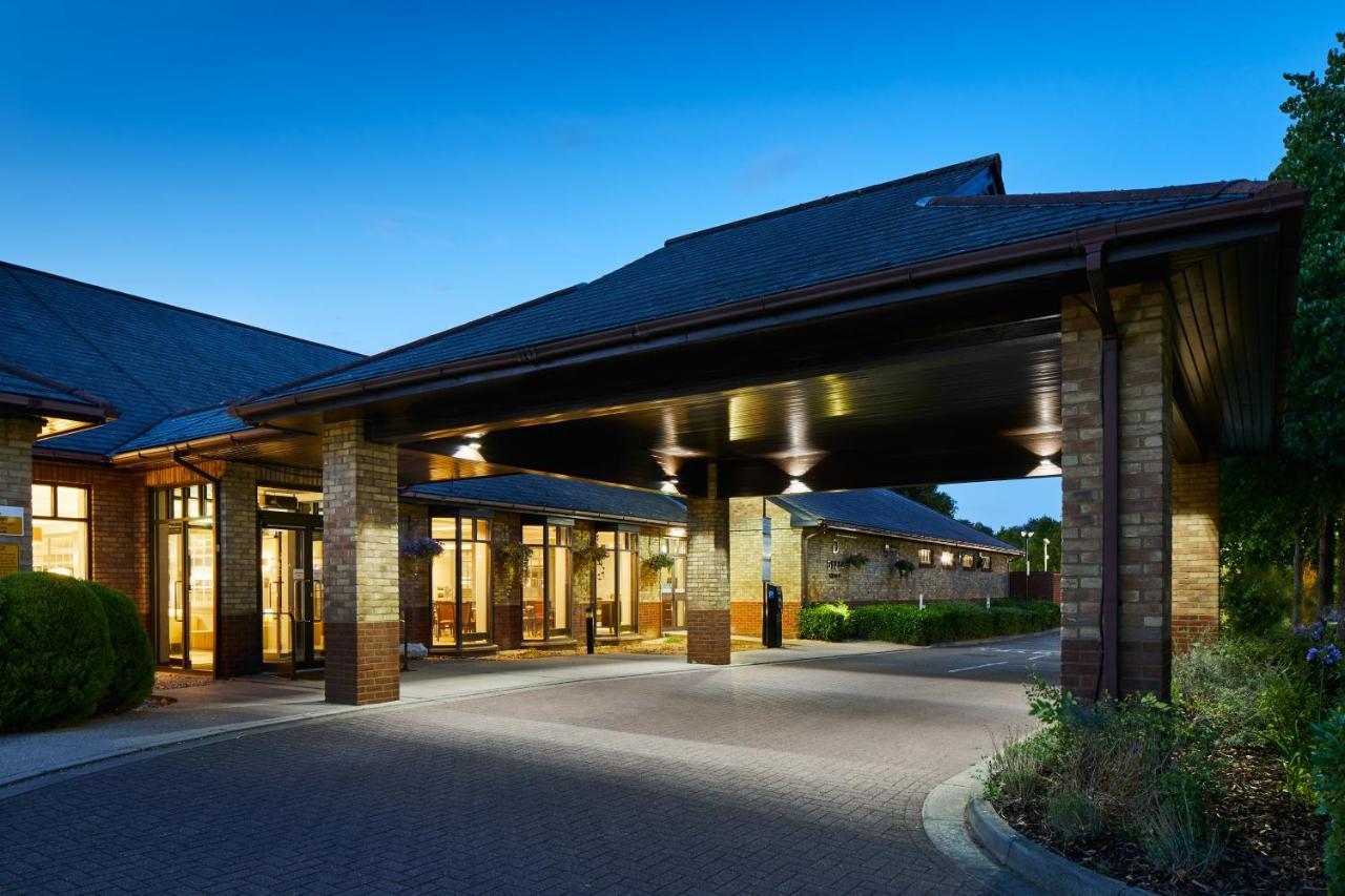 Delta Hotels By Marriott Cheshunt Broxbourne Ngoại thất bức ảnh