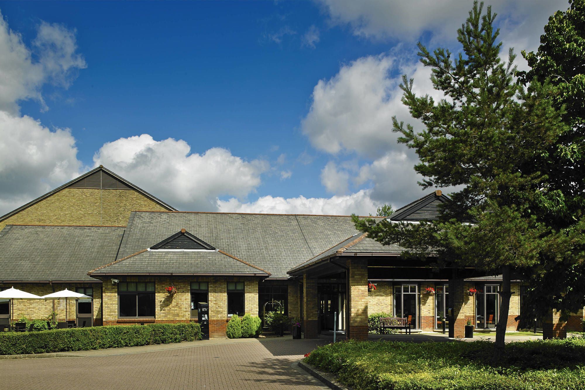 Delta Hotels By Marriott Cheshunt Broxbourne Ngoại thất bức ảnh