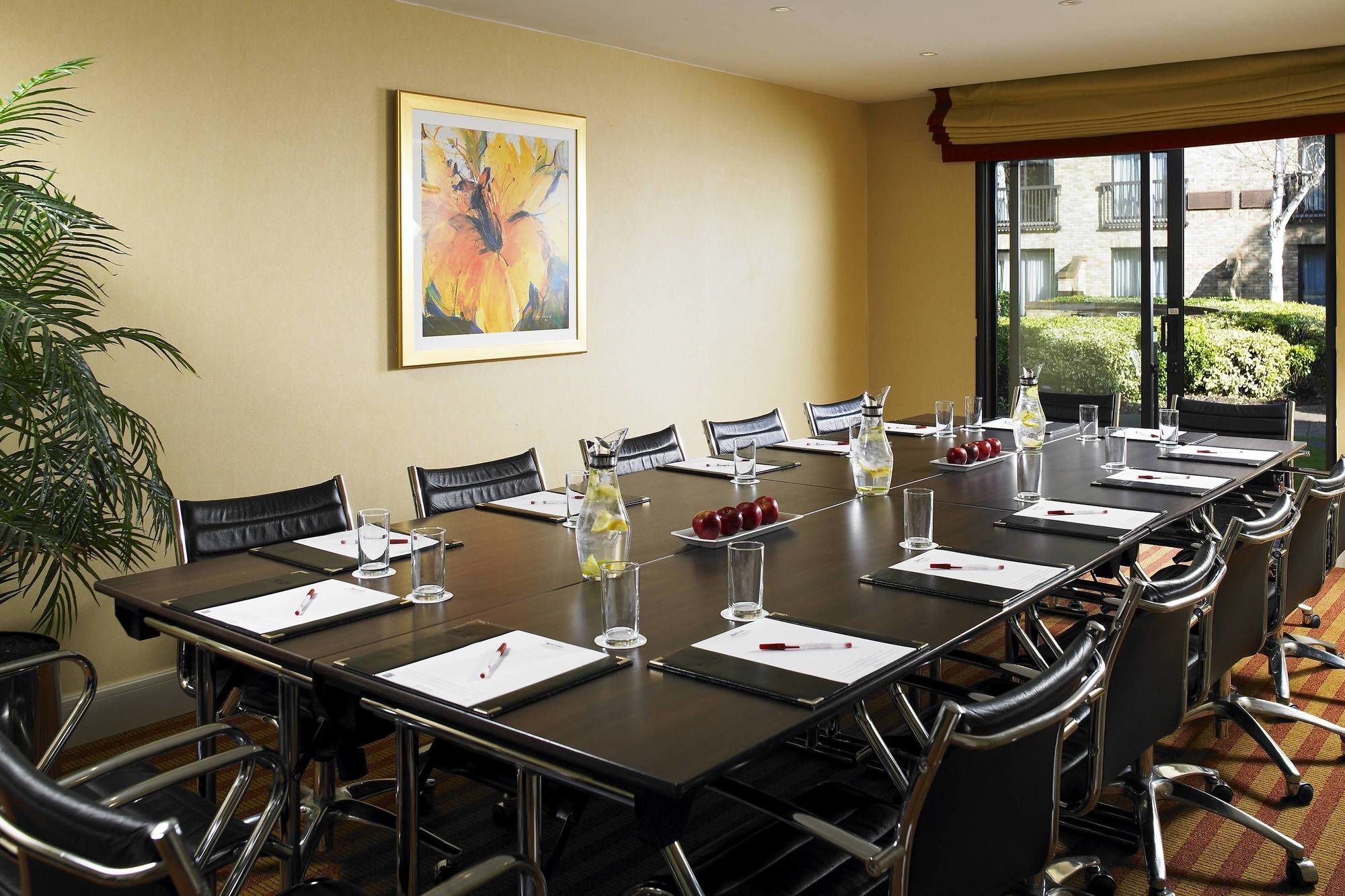 Delta Hotels By Marriott Cheshunt Broxbourne Ngoại thất bức ảnh